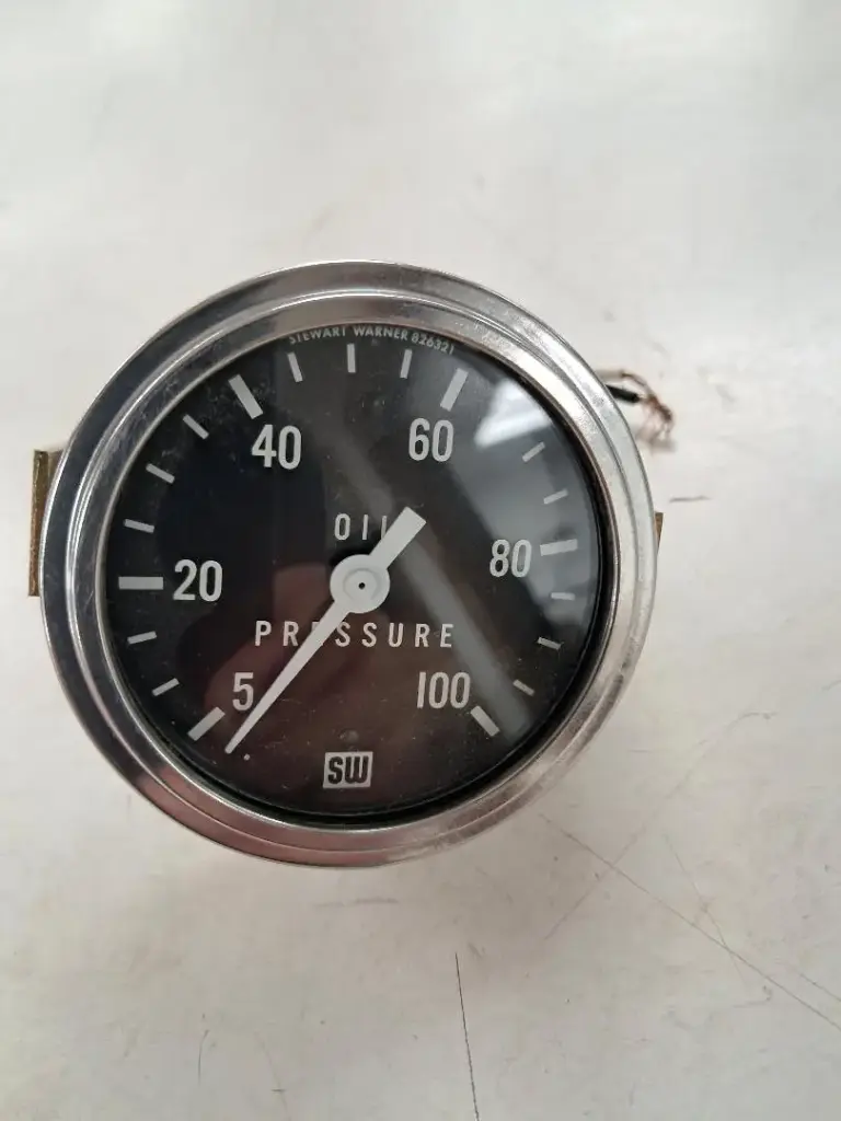 **Oil Press Gauge, 0-100 PSI